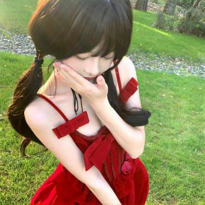 滑板女孩